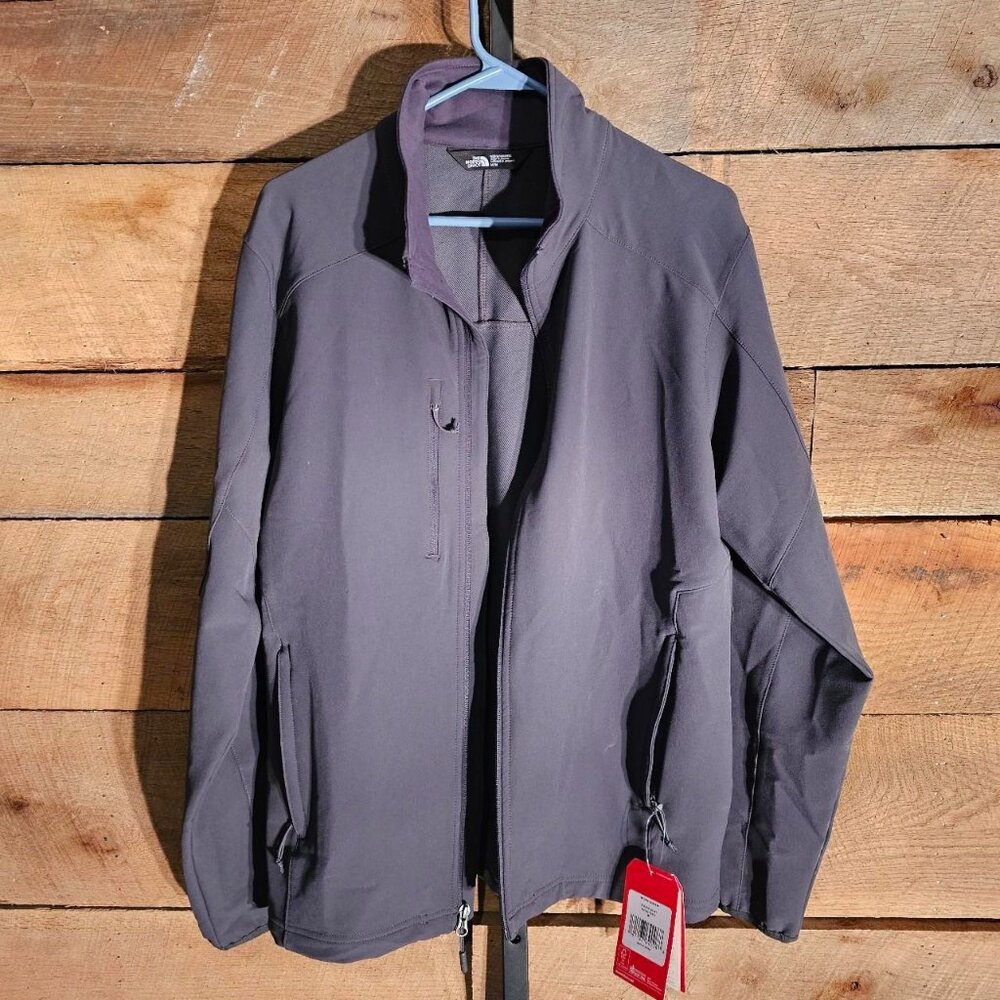 North Face Men's Medium Windwall Grey Jacket